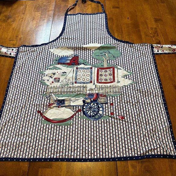 Vintage Apron Country Apple Scene with Blue Stripes and Hearts Knee length - Picture 1 of 6
